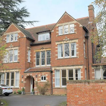 100 Banbury Road Oxford - Formerly Parklands-2