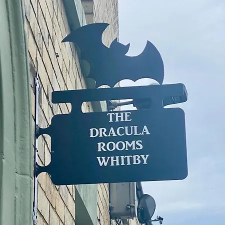 Dracula Rooms-3
