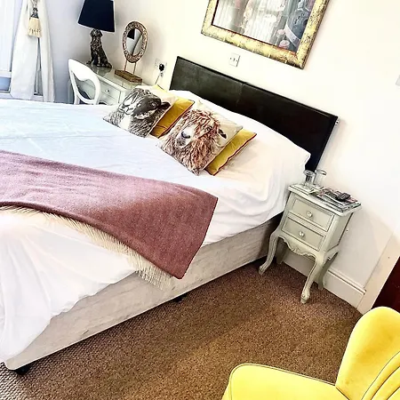 Highfield Guesthouse-3