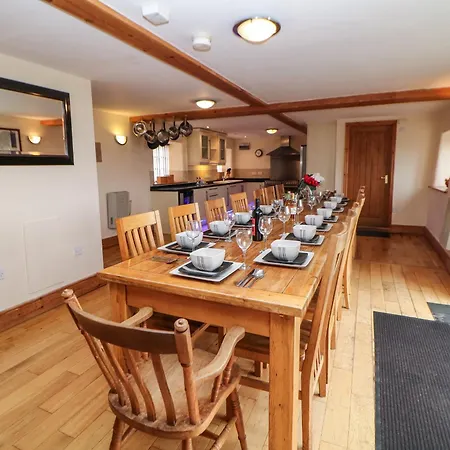 Bottomhouse Barn-2