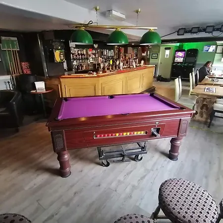 Red Lion-3