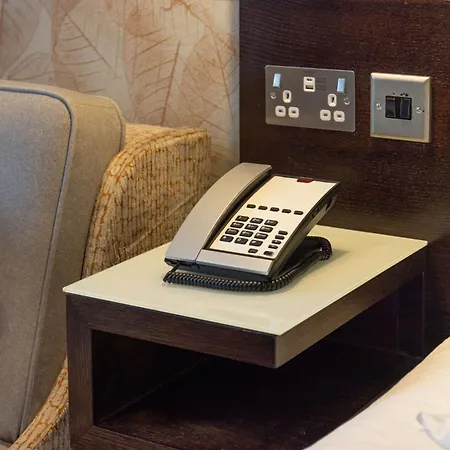 Doubletree By Hilton London Heathrow Airport-2