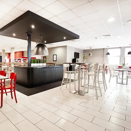 Campanile Swindon-2