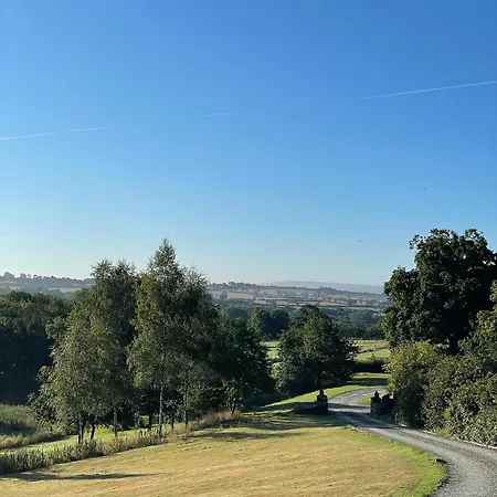 Noyadd Trefawr-2