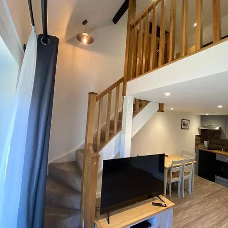 Ramsey Rooms-3