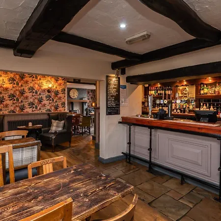 The Strawbury Duck Inn-2