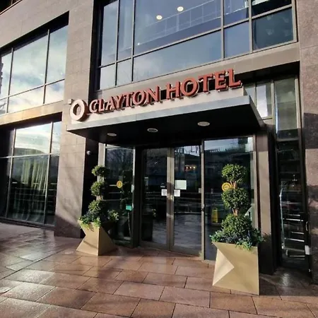 Clayton Hotel Cardiff-3