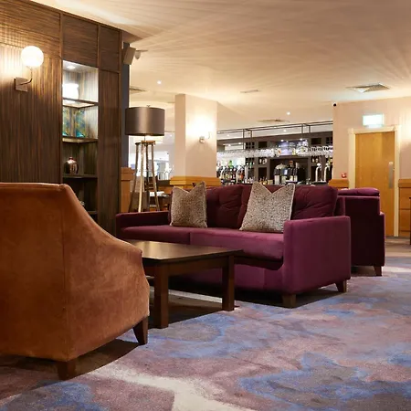 Burntwood Court Hotel-3