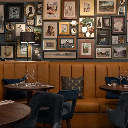 Hort'S Townhouse-2