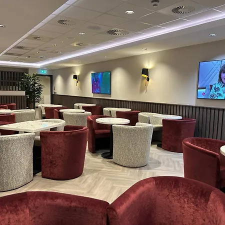 Tynecastle Park Hotel-3
