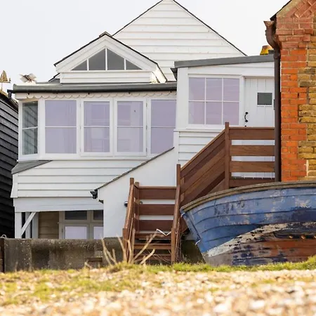 Stag Cottage, Sea Wall-2
