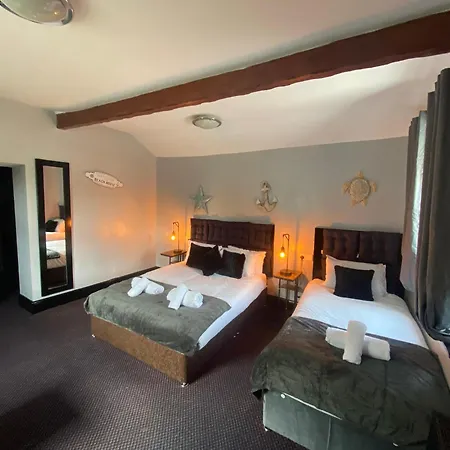 Bay View Rooms At Mentone Hotel-2