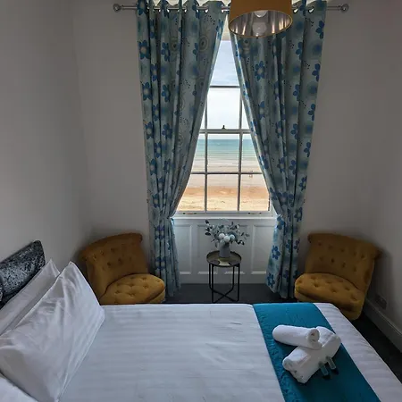 Acqua Beach Weymouth-2