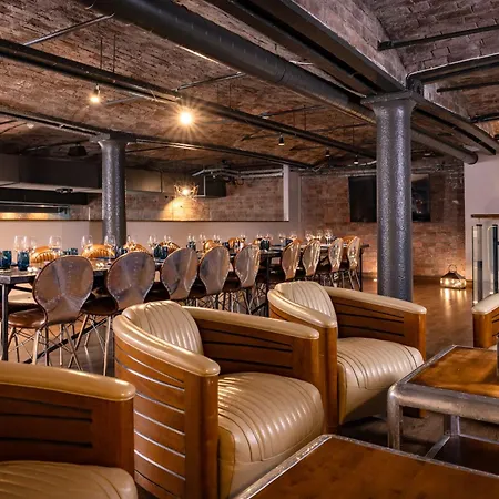 Titanic Hotel Liverpool-2