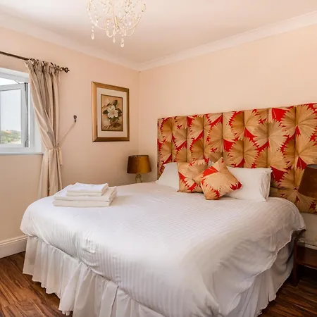 Westwood Guest House-2