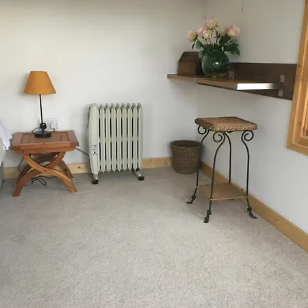 Rie'S Retreat - The Emerald Room-2