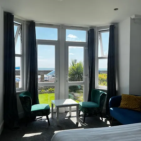 Wns Southend-On-Sea-2