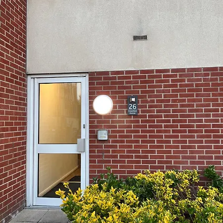 Kilnview Guesthouse-Hanley & Staffordshire University-2