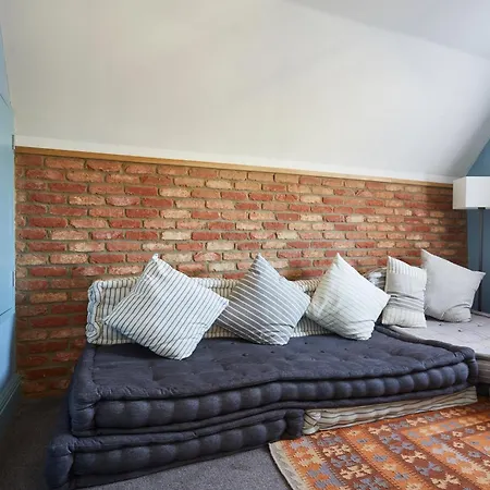 The Great House, Sonning, Berkshire-3