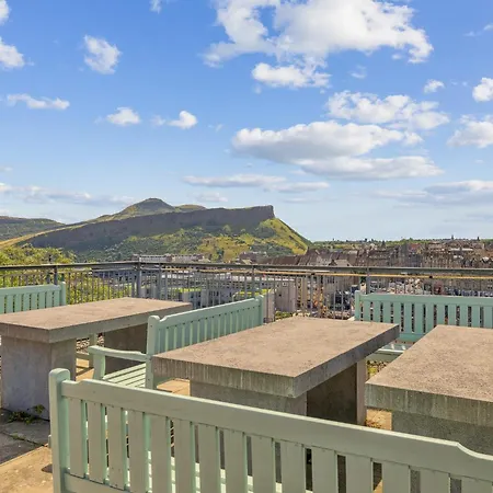 Princes Street Suites-3