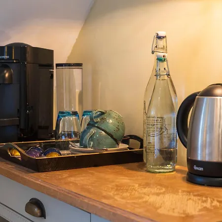 The Bottle & Glass Inn - Book All 3 Rooms-3