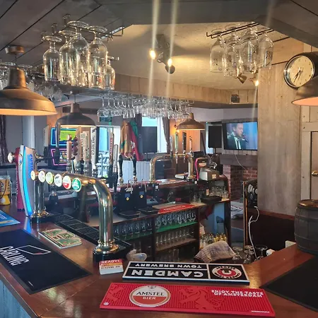 The Norfolk Arms-2