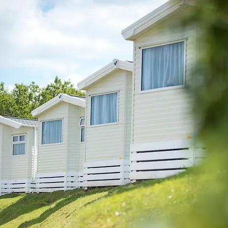 Widemouth Bay Caravan Park-2