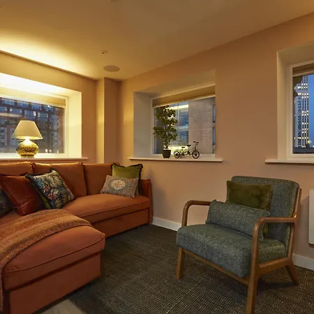 Hayy Luxury 1 Bed Apartment In Leeds City Centre-3