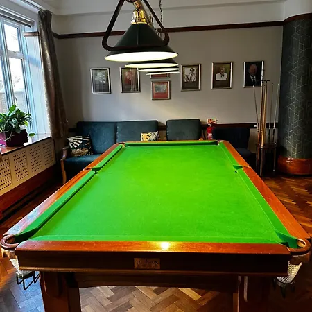 Vincent House London Residence-2