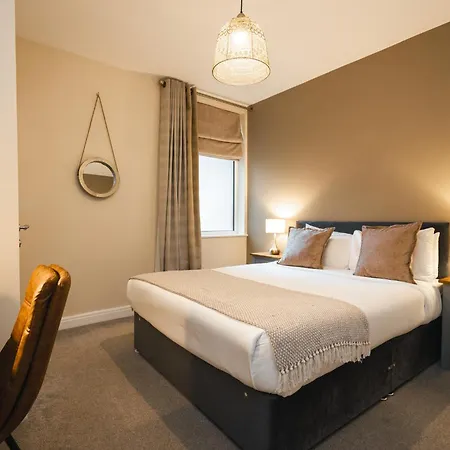 Rooms At The Dressers Arms-3
