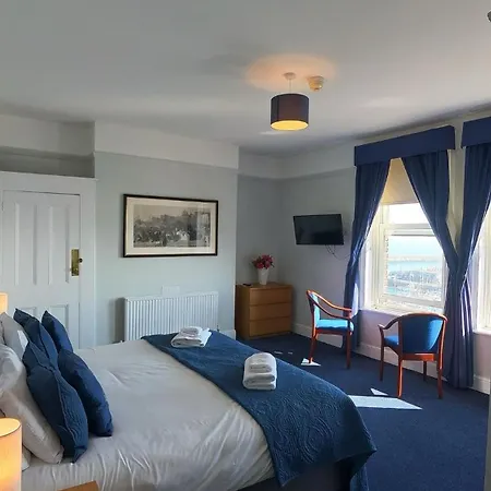 Royal Temple Yacht Club-2