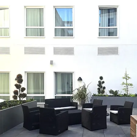 Maldron Hotel Brighton City Centre-3