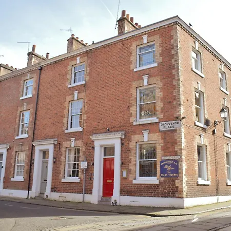 Grosvenor Place Guest House-3