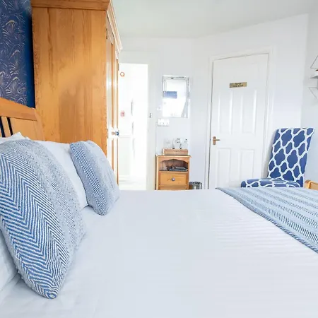 Number 7 Guest House-2