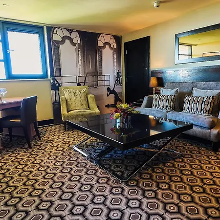 The Vincent Hotel-2