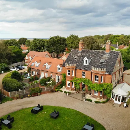 Blakeney House-3