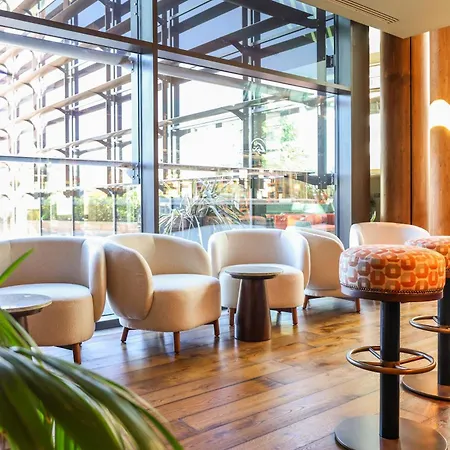 The Orchard Hotel & Restaurant-2