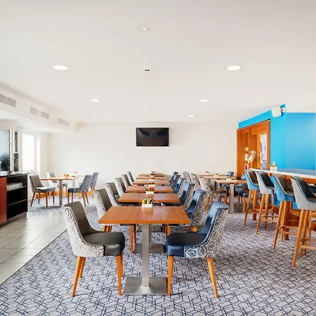 Holiday Inn Express Shrewsbury By Ihg-2