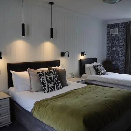 Lochnell Arms Hotel-3