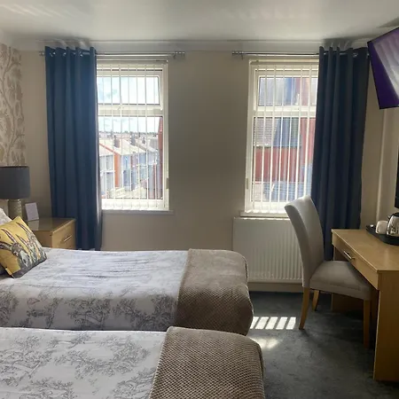 The Libra - Adults Only B&B With Guaranteed Carpark-3