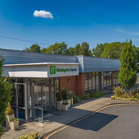 Holiday Inn Express Preston South By Ihg-3