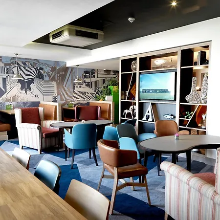 Crowne Plaza Plymouth By Ihg-3