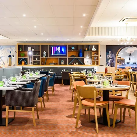 Holiday Inn Portsmouth By Ihg-3