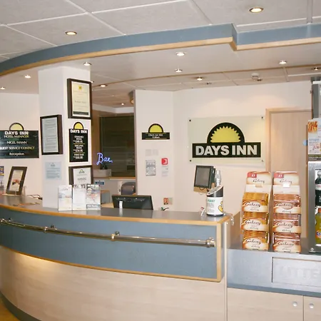 Days Inn By Wyndham Donington-3