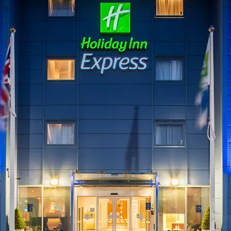 Holiday Inn Express Oxford Kassam Stadium By Ihg-3