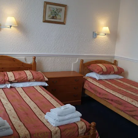 The Hampton Court Guesthouse-2
