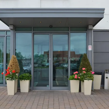 Holiday Inn Express Doncaster By Ihg-3