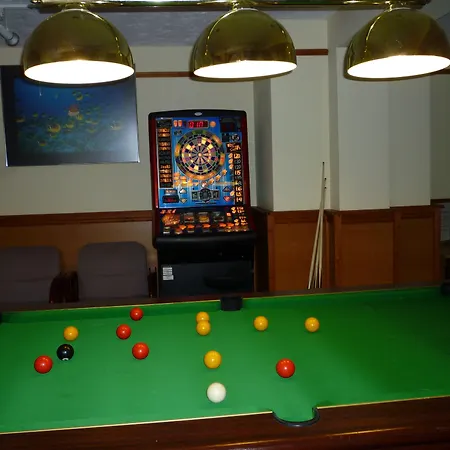 Redwings Lodge Sawtry Huntingdon-3