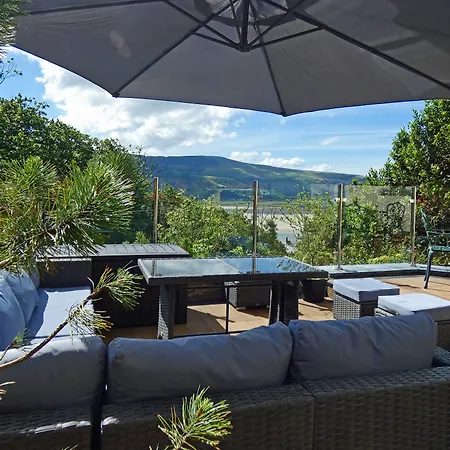 Bryn Melyn Guest House-3