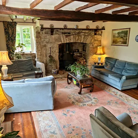 Collaven Manor-2